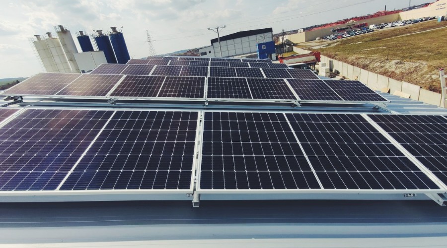 cemer dach - fotowoltaika panele pv - energooszczędna firma ESCO